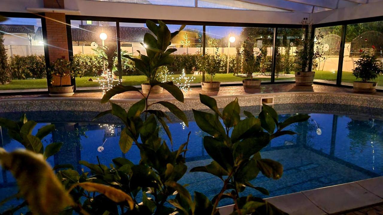 Fontana Oasis Apartments カステルヌオーヴォ・デル・ガルダ エクステリア 写真